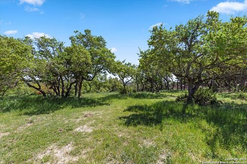 729 Rabbit Rd, Wimberley, TX, 78676-9780 | Card Image