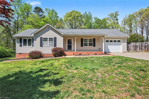 2618 Rocky Branch Road, Walkertown, NC, 27051 | Card Image