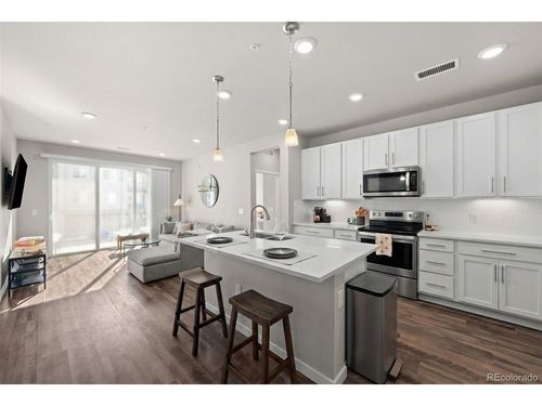 unit-204-400 E Fremont Pl, Centennial, CO, 80122-3555 | Card Image