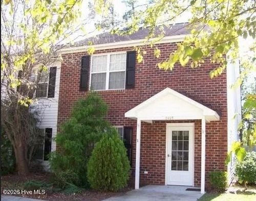 3445 Westgate Dr, Greenville, NC, 27834-8201 | Card Image