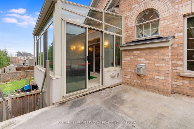 9 Haywood Dr, House other with 6 bedrooms, 5 bathrooms and 4 parking in Brampton ON | Image 27