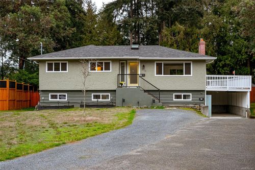 570 Cedarcrest Dr, Colwood, BC, V9C1M3 | Card Image