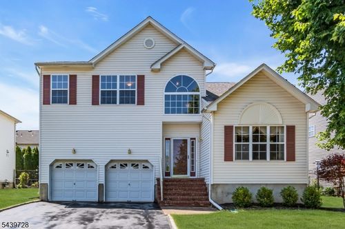 17 O Keefe Rd, Bridgewater, NJ, 08807-5694 | Card Image