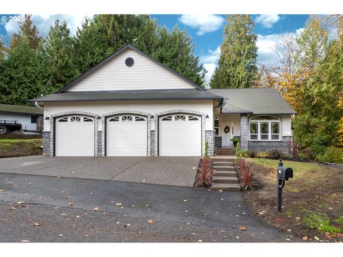 6101 Se Parmenter Ct, Milwaukie, OR, 97267-1822 | Card Image