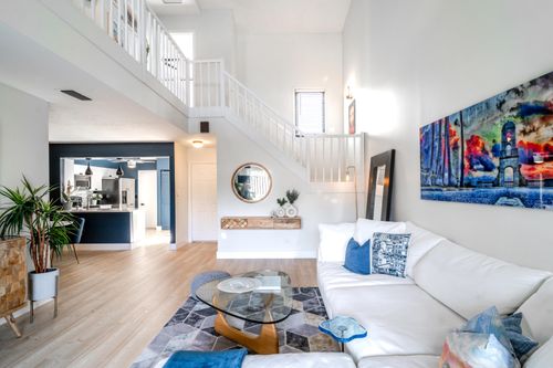 8016 Edgemere Ln, Palm Beach Gardens, FL, 33410-2168 | Card Image