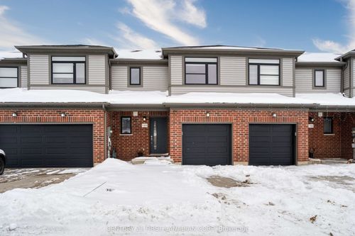 1323 Michael Cir, London, ON, N5V0B8 | Card Image