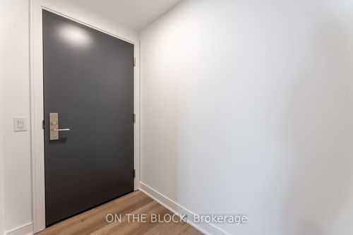 1204-86 Dundas St E, Mississauga, ON, L5A1W4 | Card Image