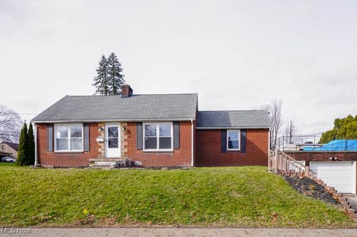 1233 29th St Ne, Canton, OH, 44714-1745 | Card Image