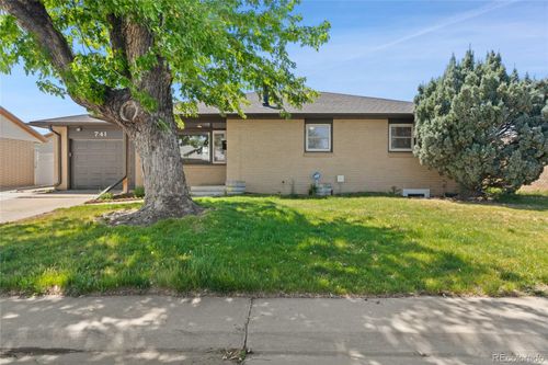 741 S 6th Ave, Brighton, CO, 80601-3211 | Card Image