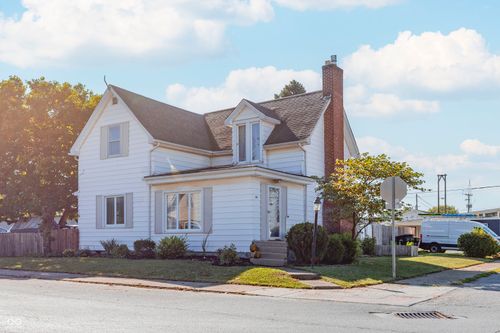 25 9th St, Lapel, IN, 46051-5525 | Card Image
