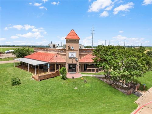 5812 N I-35, Denton, TX, 76207 | Card Image