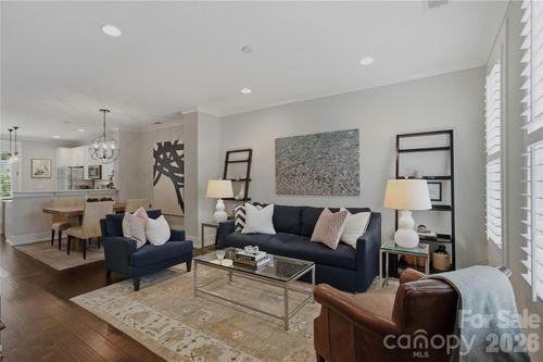 1636 Kenilworth Ave, Charlotte, NC, 28203-5226 | Card Image