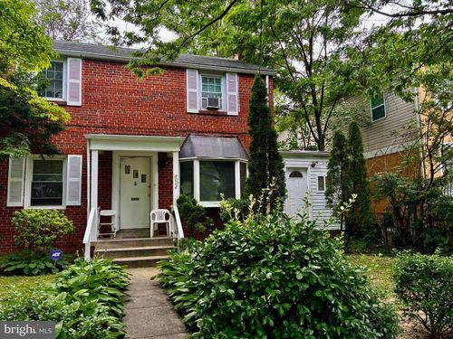8028 Eastern Ave Nw, WASHINGTON, DC, 20012-1311 | Card Image