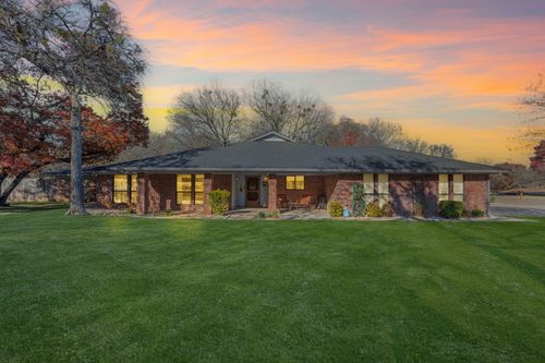 523 Canyon Trail Rd, Weatherford, TX, 76087-9235 | Card Image