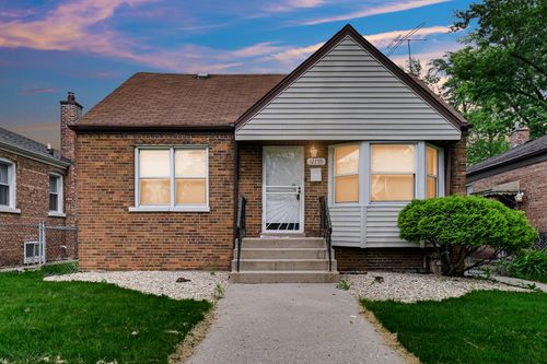 12755 S Parnell Ave, Chicago, IL, 60628-7150 | Card Image