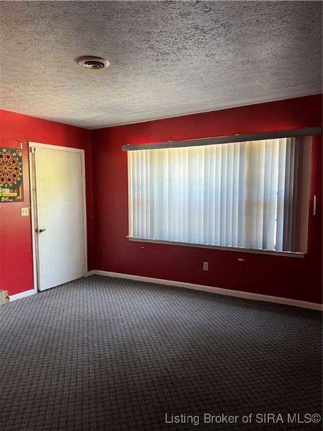 Rec or home office. | Image 9