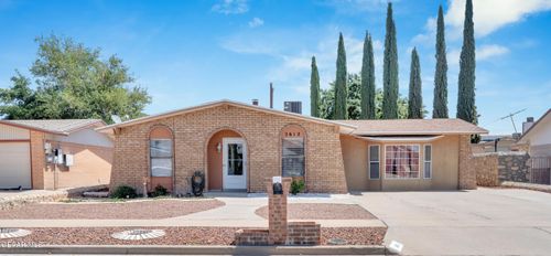 2612 Lake Victoria Dr, El Paso, TX, 79936-3107 | Card Image