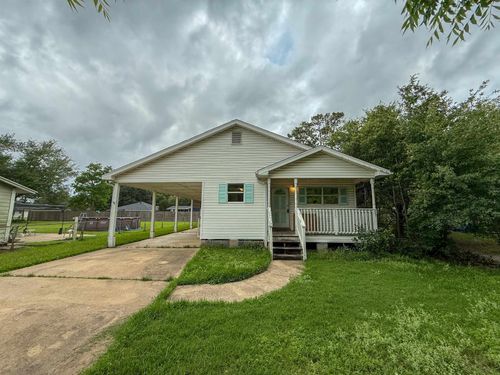 320 Henry Rental, Bridge City, TX, 77611 | Card Image