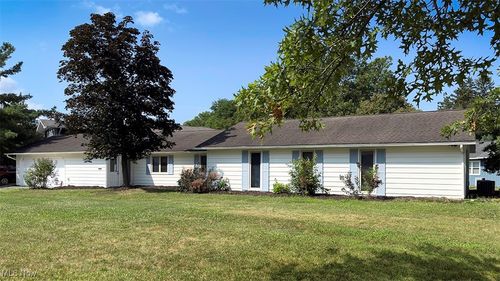 11696 Point Overlook Pl, Strongsville, OH, 44136-4525 | Card Image