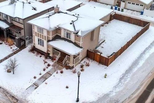 {{alt}} | Card Image