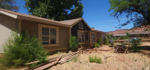 380 E 200 S, Kanab, UT, 84741-3704 | Card Image