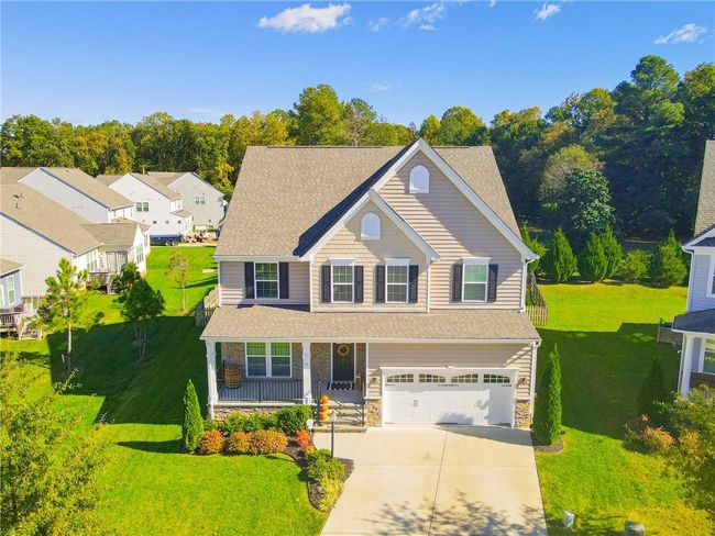 8842 Thorneshire Circle, Home with 5 bedrooms, 3 bathrooms and null parking in Mechanicsville VA | Image 2