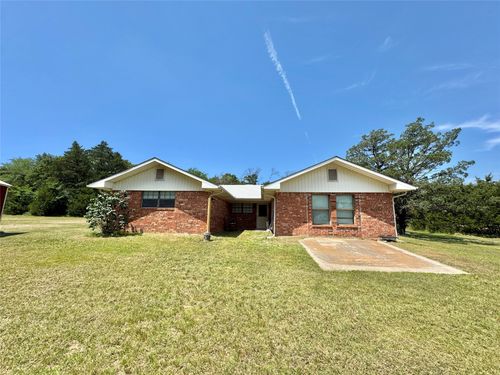 450 Woodbine Estates Road, Gainesville, TX, 76240 | Card Image