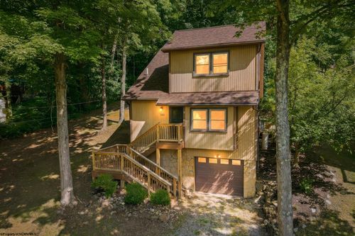 306 Brooke Ave, Morgantown, WV, 26505-6362 | Card Image