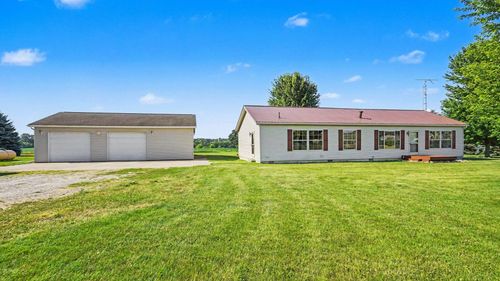 3895 W Broomfield Rd, Mount Pleasant, MI, 48858-8092 | Card Image
