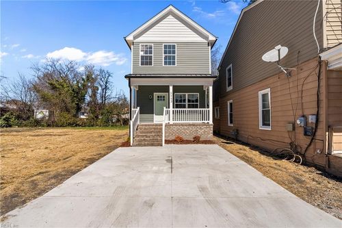 1112 Fayette St, Portsmouth, VA, 23704-5618 | Card Image