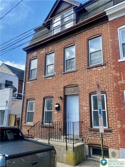 508 Park St, Allentown, PA, 18102-2900 | Card Image