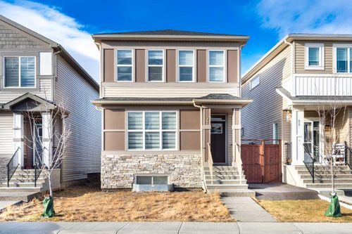 {{alt}} | Card Image