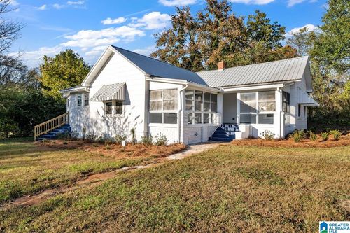 5604 5th St N, Bessemer, AL, 35020-2758 | Card Image