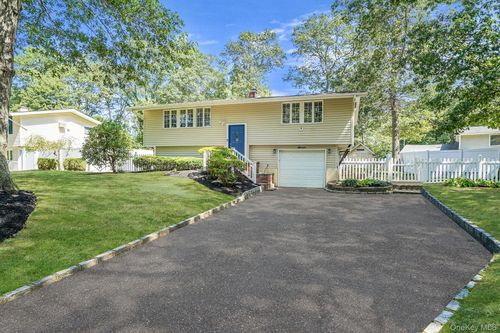 7 Deepdale Dr, Commack, NY, 11725-5505 | Card Image