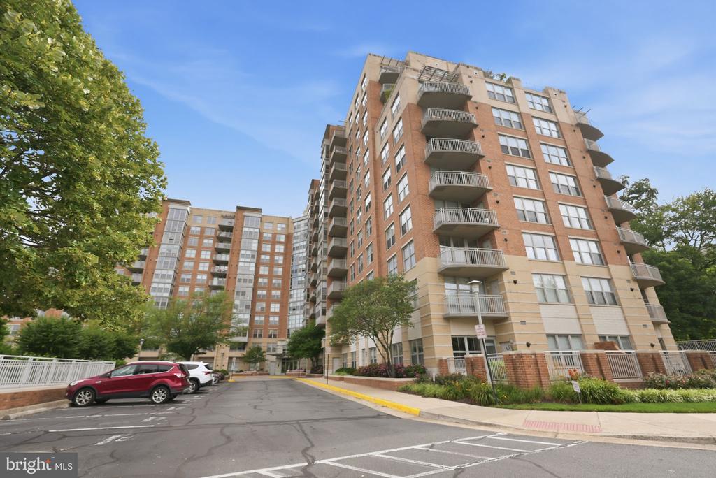 Residential in RESTON 2