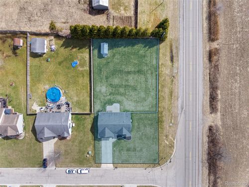 8010 Corbin Ct, Mount Morris, MI, 48458-9370 | Card Image