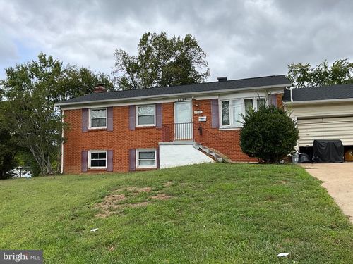 2226 Princess Anne Ln, Woodbridge, VA, 22191-2625 | Card Image