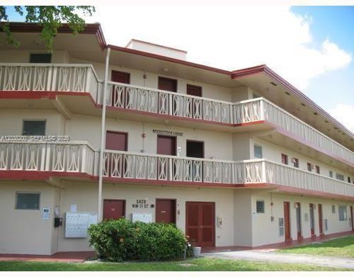 205-5420 Nw 11th St, Lauderhill, FL, 33313-6482 | Card Image