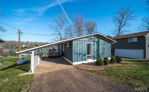 1946 Lakeshore Dr, Cuba, MO, 65453-9686 | Card Image
