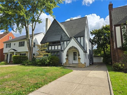 3557 Lynnfield Rd, Shaker Heights, OH, 44122-5100 | Card Image
