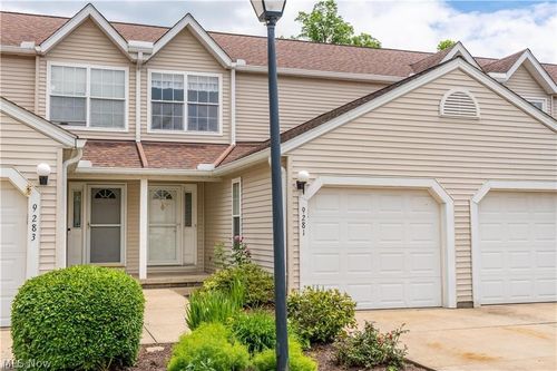 45-9281 Trotter Ln, Northfield, OH, 44067-1163 | Card Image