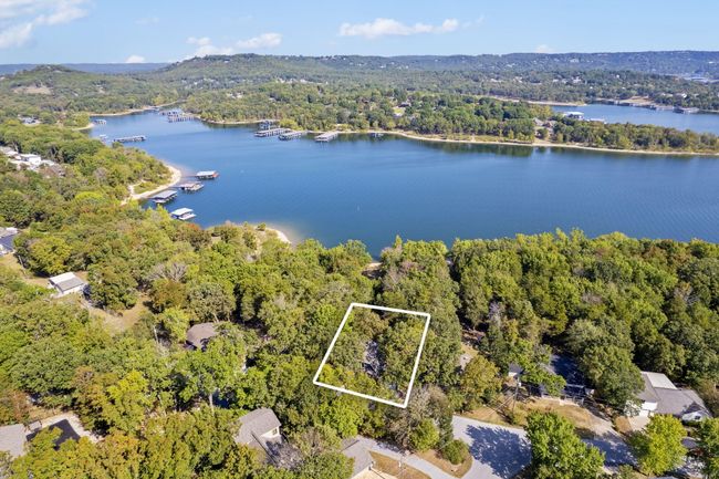 Table Rock Lakefront Home Boat Slip | Image 10