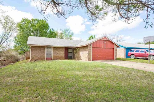 1023 E Knapp Ave, Stillwater, OK, 74075-5908 | Card Image