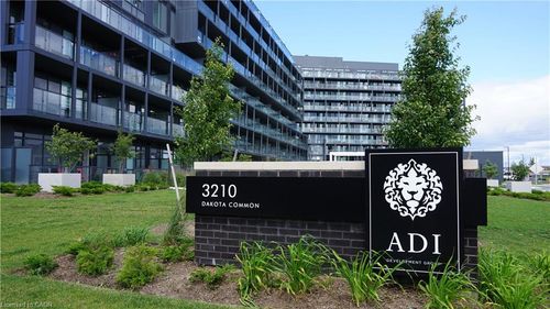 b705-3200 Dakota Common, Burlington, ON, L7M2A7 | Card Image