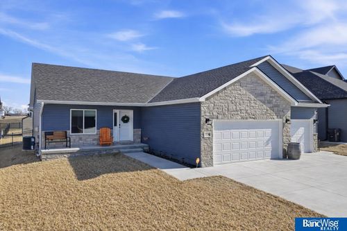 1116 Kantor Ln, Hickman, NE, 68372-2101 | Card Image