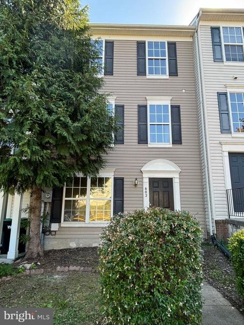 802 Pendleton Ln, STRASBURG, VA, 22657-2189 | Card Image