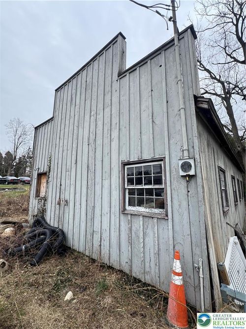 3282 Easton Ave, BETHLEHEM, PA, 18020-3451 | Card Image