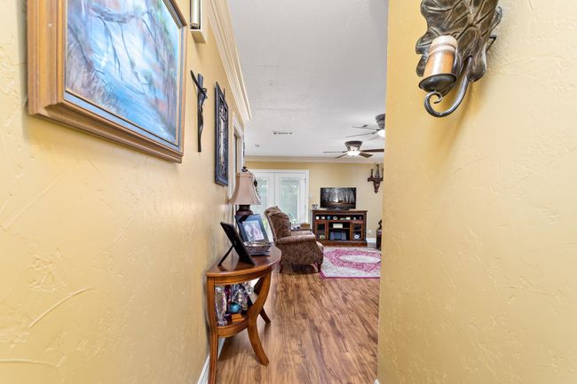 245 N Clover St, House other with 3 bedrooms, 2 bathrooms and null parking in Bridge City TX | Image 5