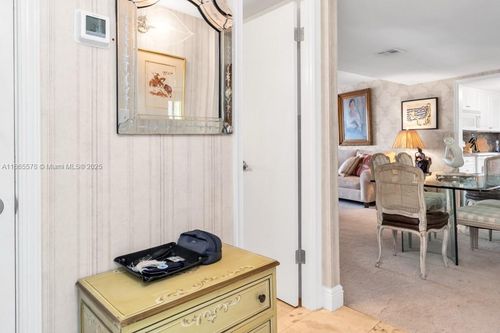 apt-206-1200 S Flagler Dr, West Palm Beach, FL, 33401-6701 | Card Image