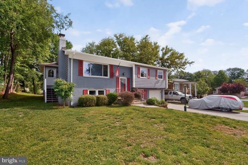 4812 Kentbury Ct, WOODBRIDGE, VA, 22193-4818 | Card Image
